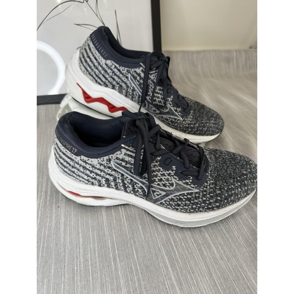 Women's Mizuno Wave Inspire 17 Waveknit Running Shoes Size 8